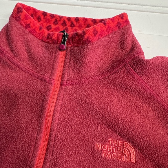The North Face Quarter Zip Fleece Pullover Maroon Aztec Trim Size XS - Picture 2 of 6